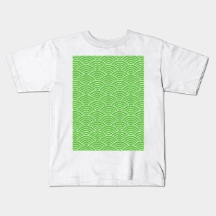 Green seigaiha japanese wave pattern Kids T-Shirt